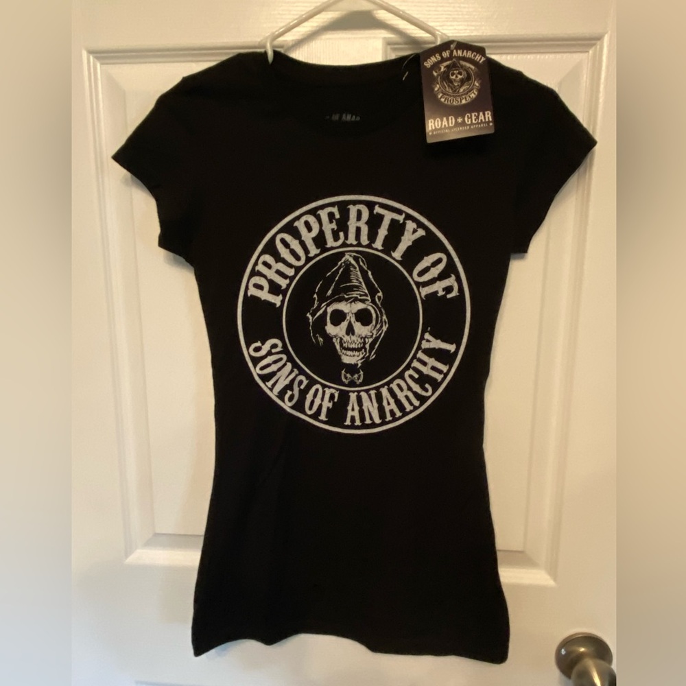 Sons of Anarchy Women Graphic Tee T-shirt Black Fitted NWT Size small
